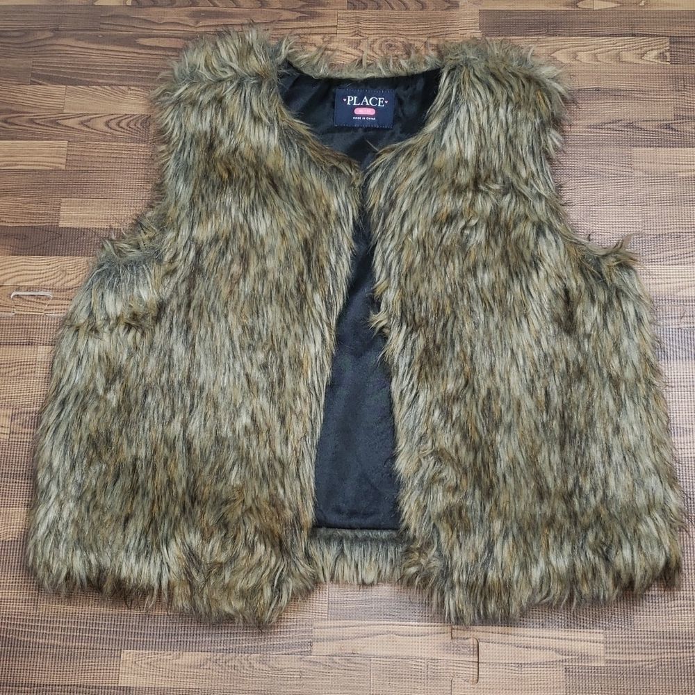 The Place Faux Fur Vest Size XL (14)